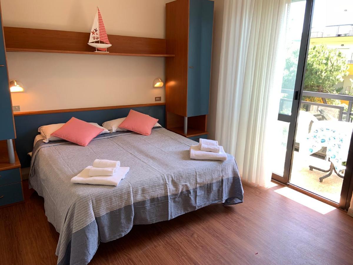 Hotel Maracaibo Rimini Kültér fotó