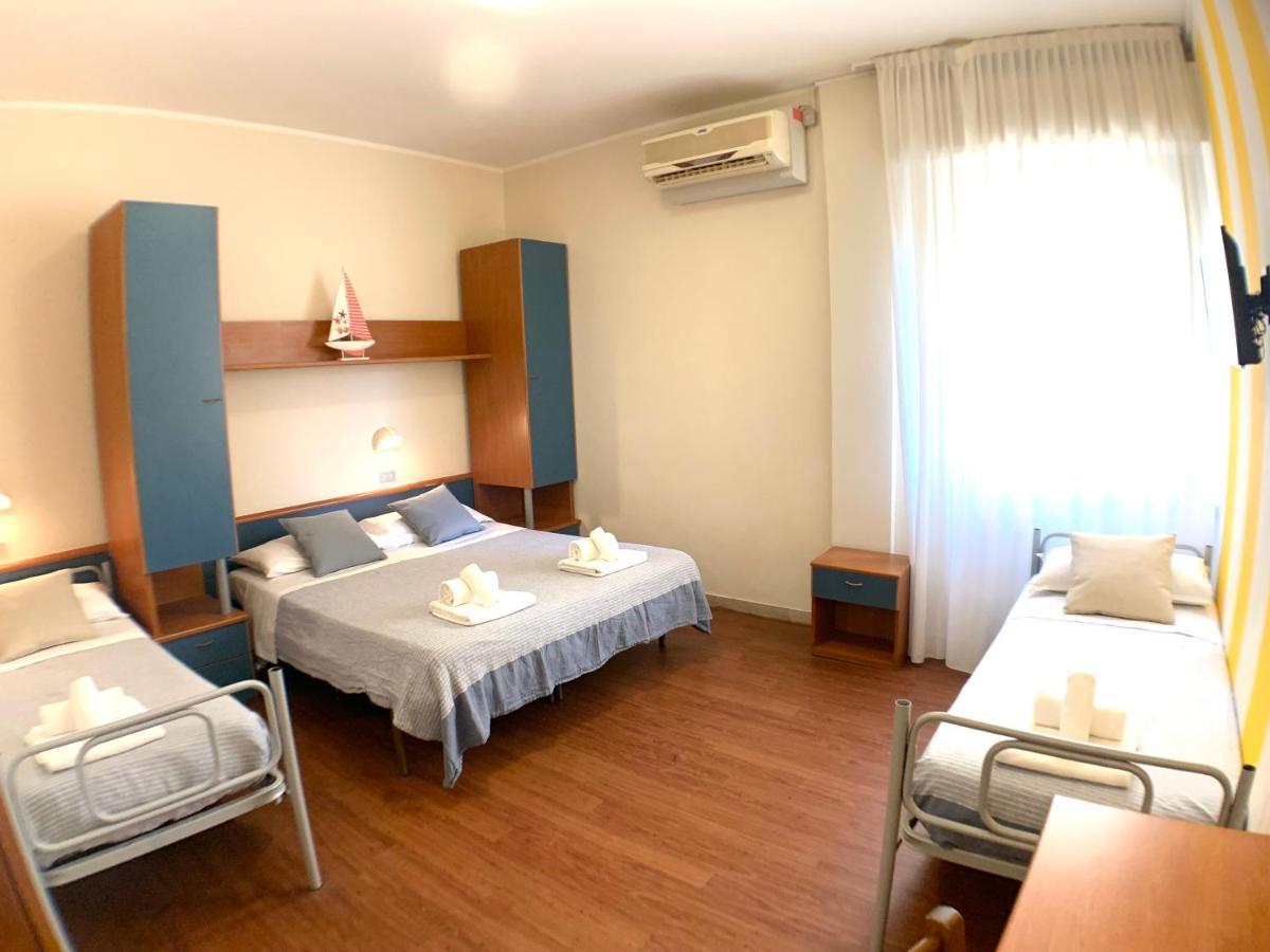 Hotel Maracaibo Rimini Kültér fotó