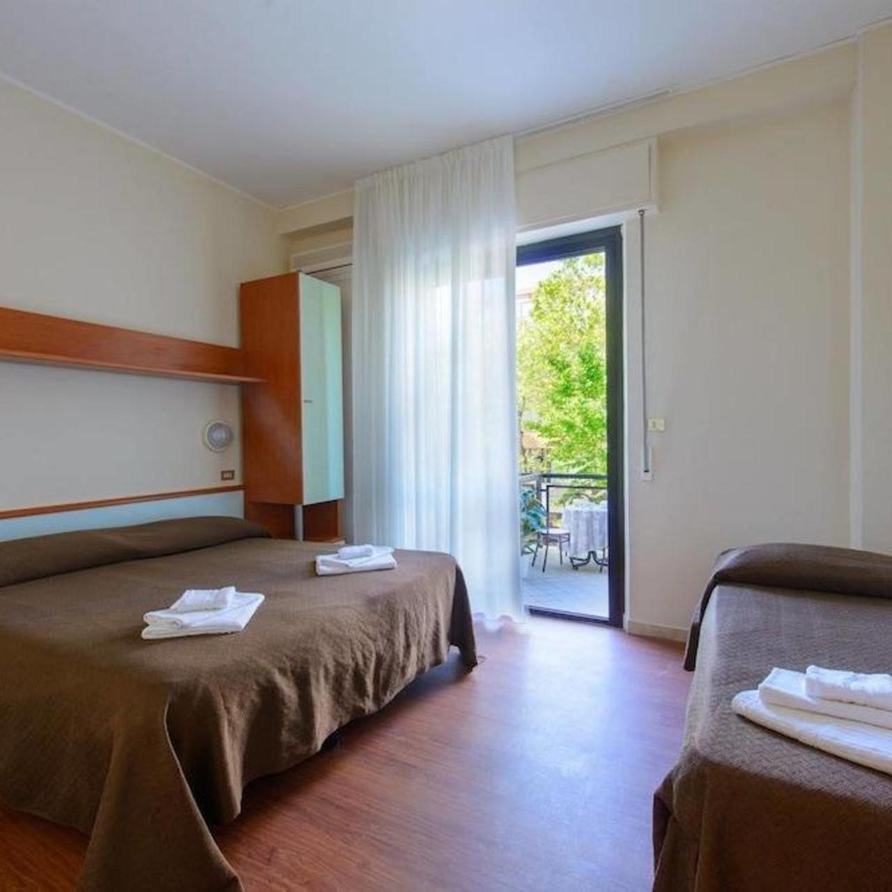Hotel Maracaibo Rimini Kültér fotó